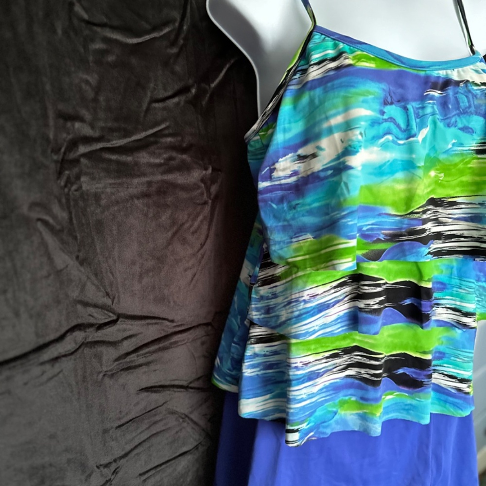 Caribbean Joe 2 piece swim suit, size 14 - Picture 3 of 5